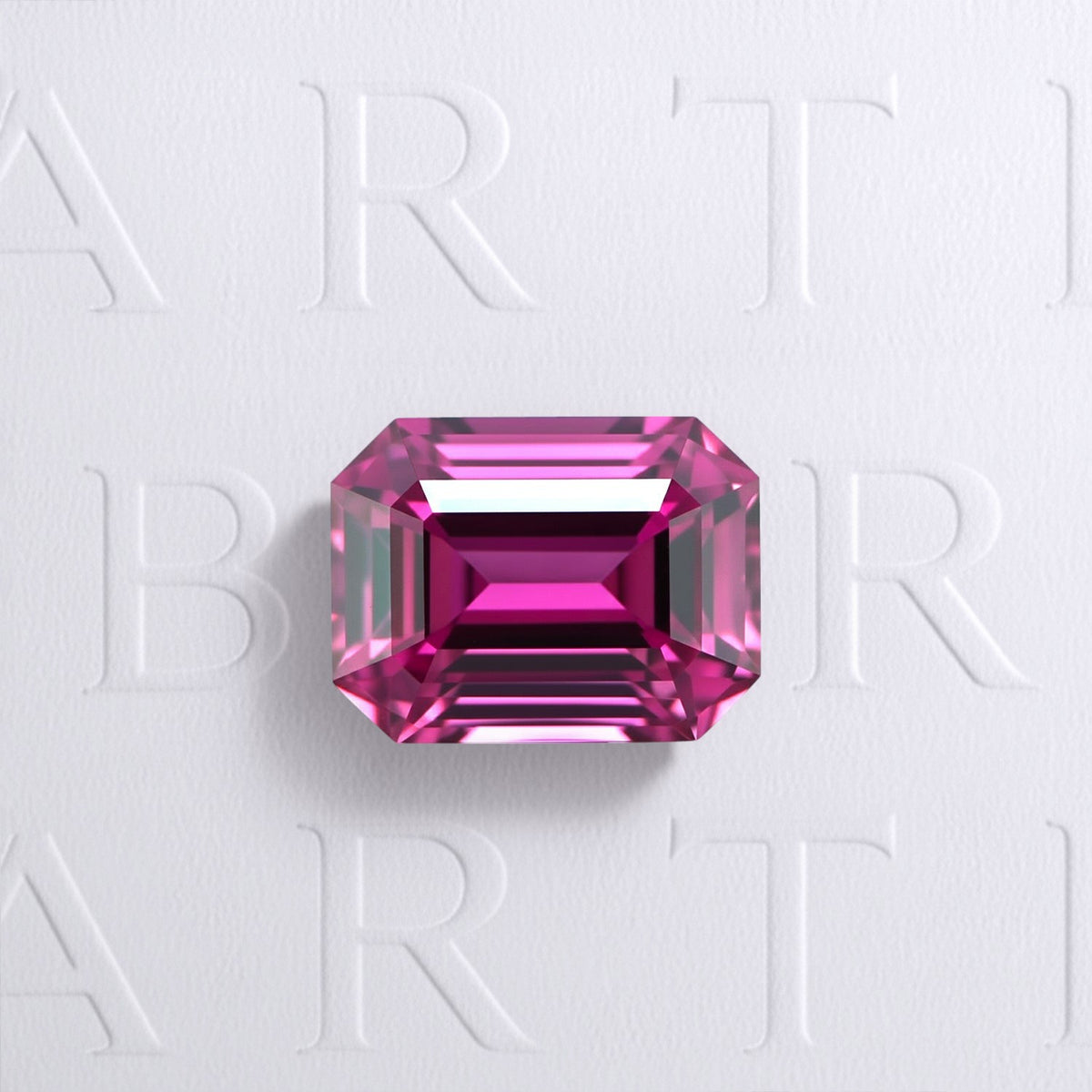 Grenat rhodolite naturel rectangle à pans coupés facetté 2,61ct, rouge-violet soutenu, grande pureté, aucun traitement, origine Madagascar