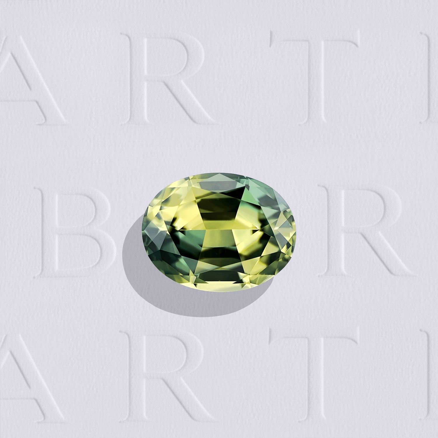 Saphir bicolore naturel ovale facetté de 1.18 carat, originaire d’Australie, de couleur bicolore soutenu, sans inclusion visible à l'œil nu. Aucun traitement.