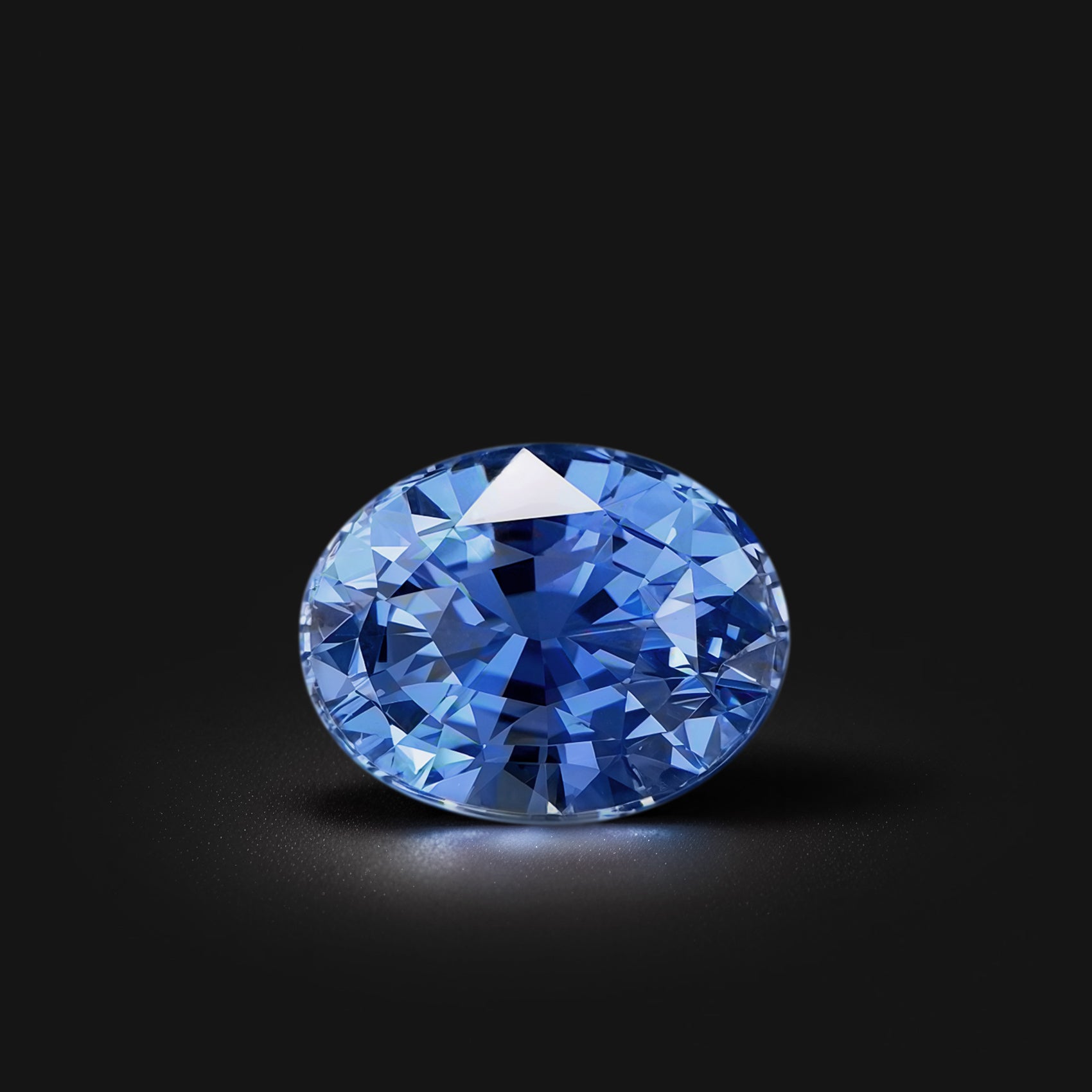 Saphir bleu ovale facetté 1,75ct, bleu prononcé, pur à l’œil nu, Sri Lanka