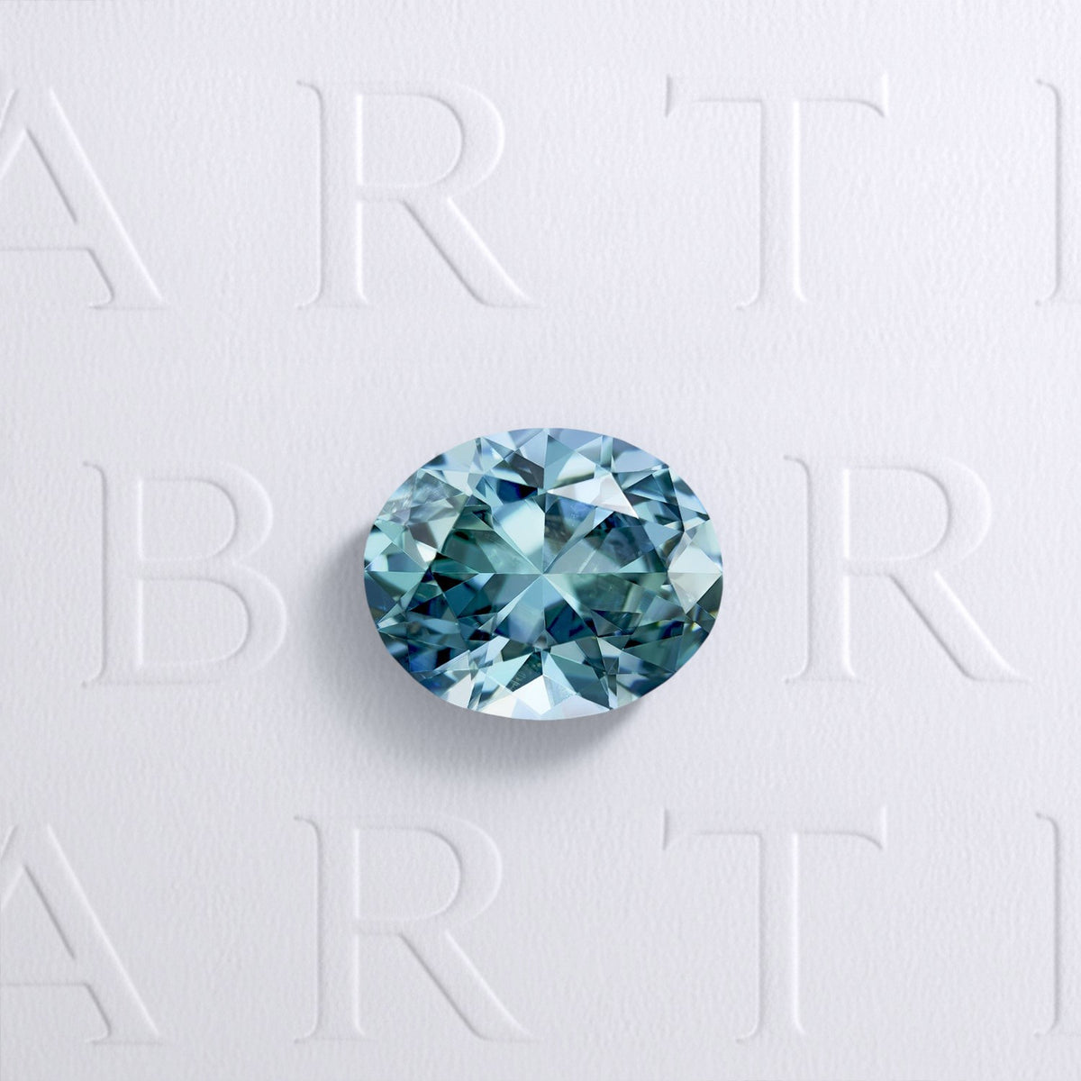 Saphir teal naturel ovale facetté de 1.37 carat, originaire du Montana aux États-Unis, de couleur bleu-vert prononcé et très légèrement inclus. Aucun traitement.