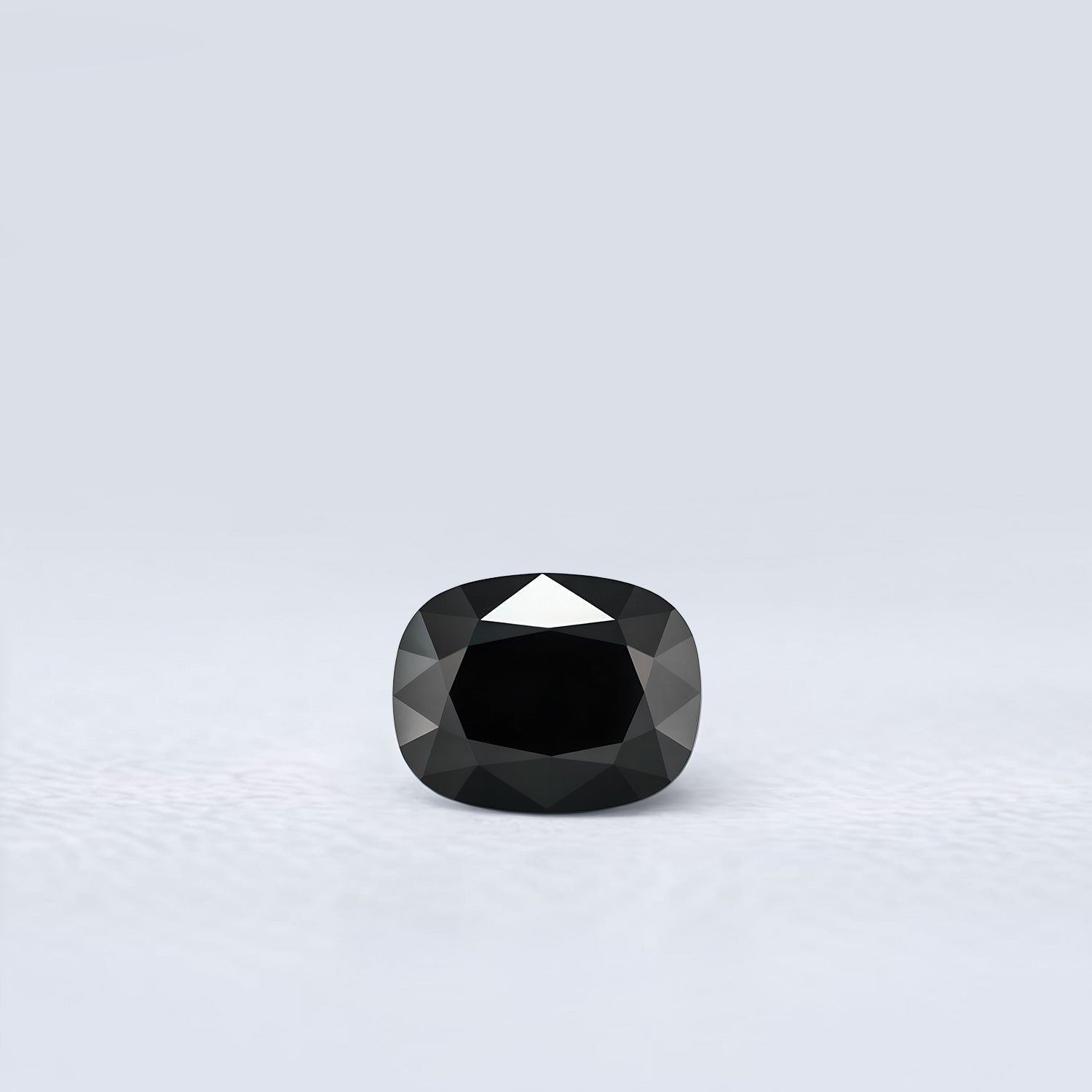 Spinelle noir coussin rectangle facetté 1,59ct, noir opaque, Thaïlande