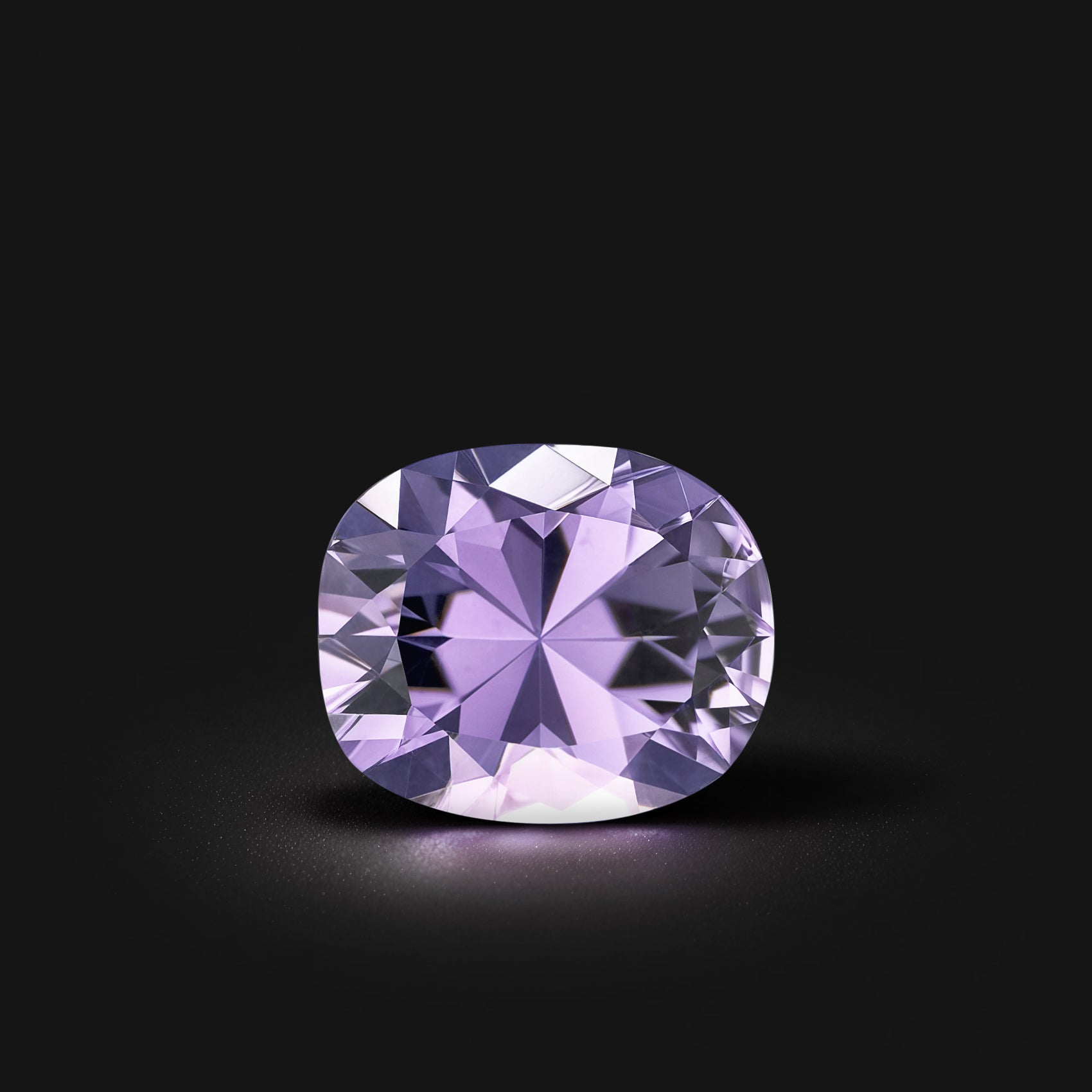 Spinelle naturel violet 1,31 carat, coussin rectangle, facetté, Sri Lanka