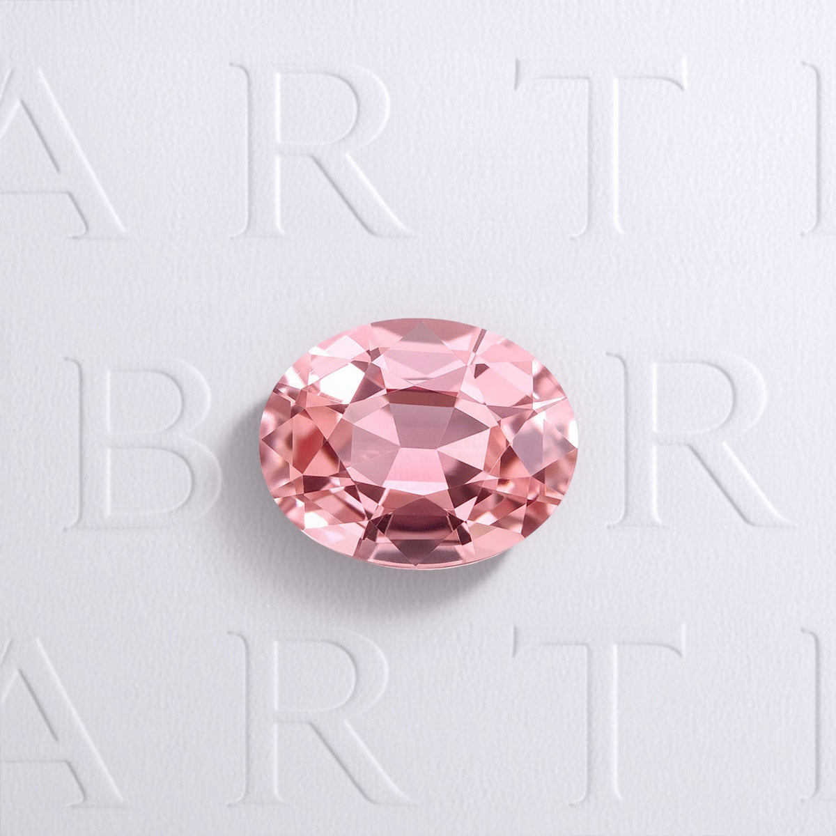 Tourmaline rose ovale facettée 2,04ct, rose brun prononcé, pureté sans inclusion à l’œil nu, Congo