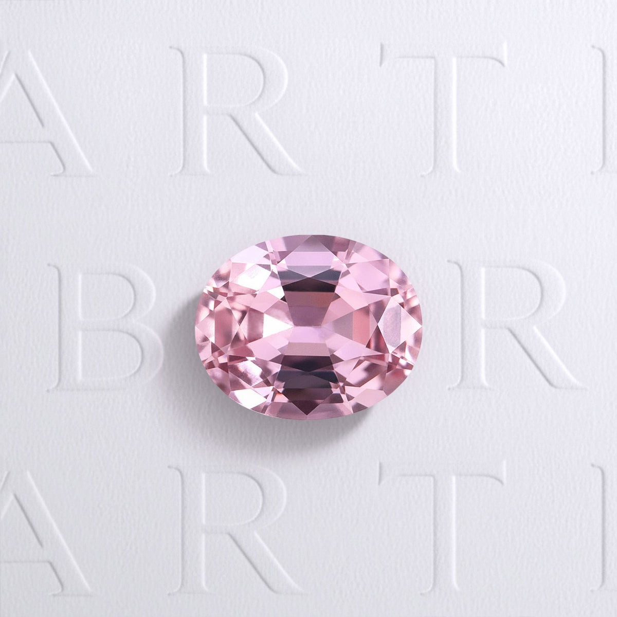 Tourmaline rose ovale naturelle facettée 2,70ct, rose brun léger, très légèrement incluse, Congo