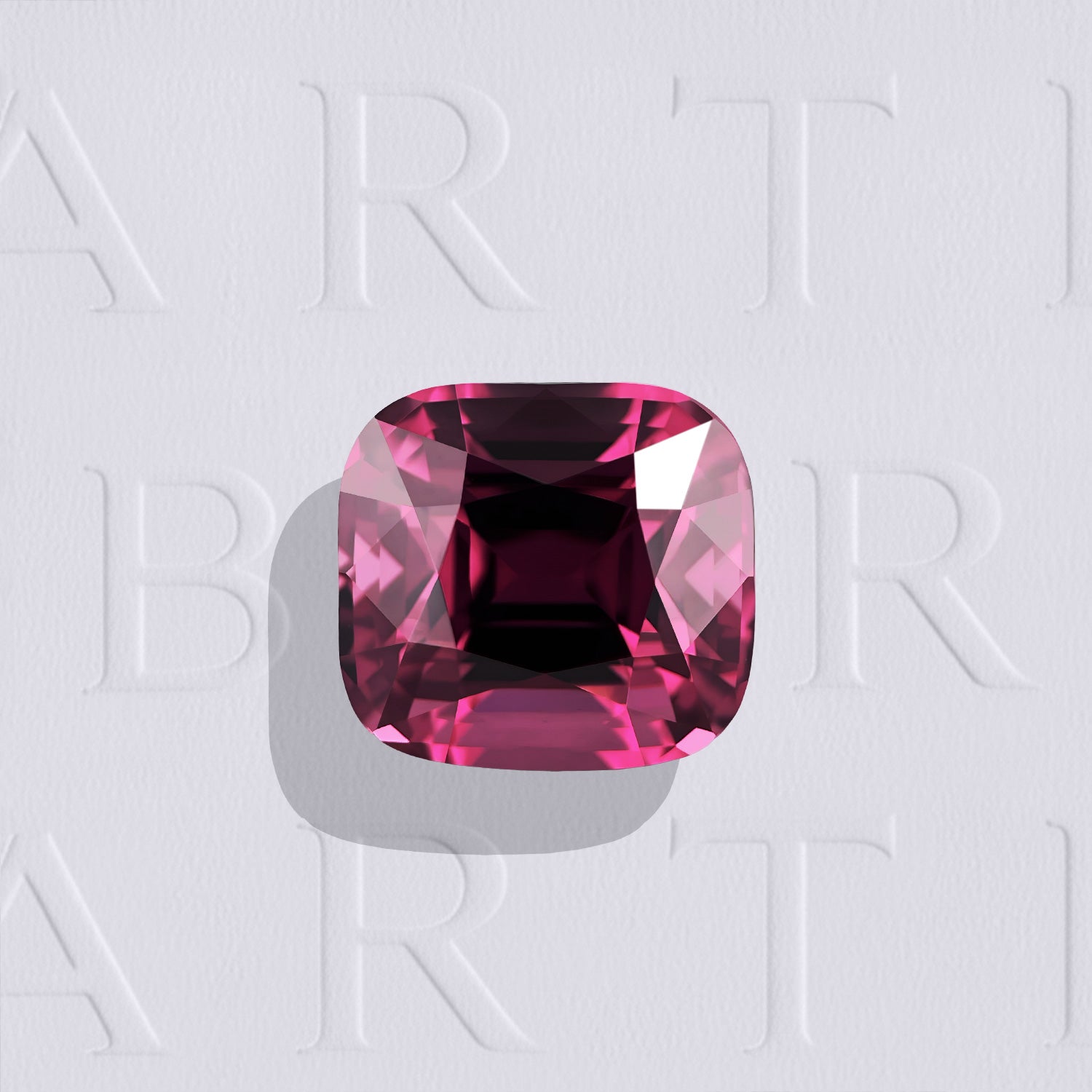 Grenat rhodolite naturel coussin rectangle facetté de 4.39 carats, originaire de Tanzanie, de couleur violet-rosé intense et sans inclusion à la loupe 10x.