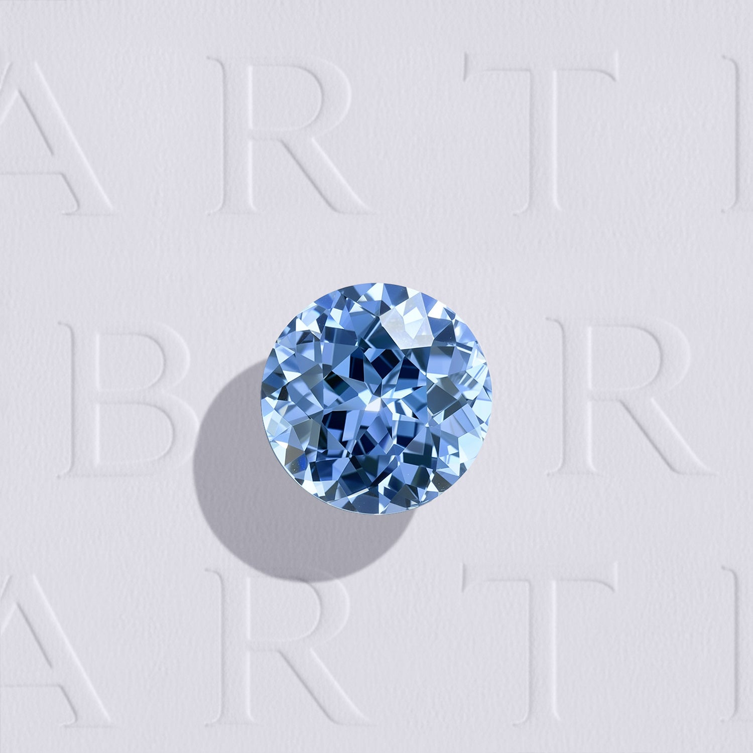 Saphir bleu naturel rond 1.39 carat, facetté, couleur bleu soutenu, origine Sri Lanka