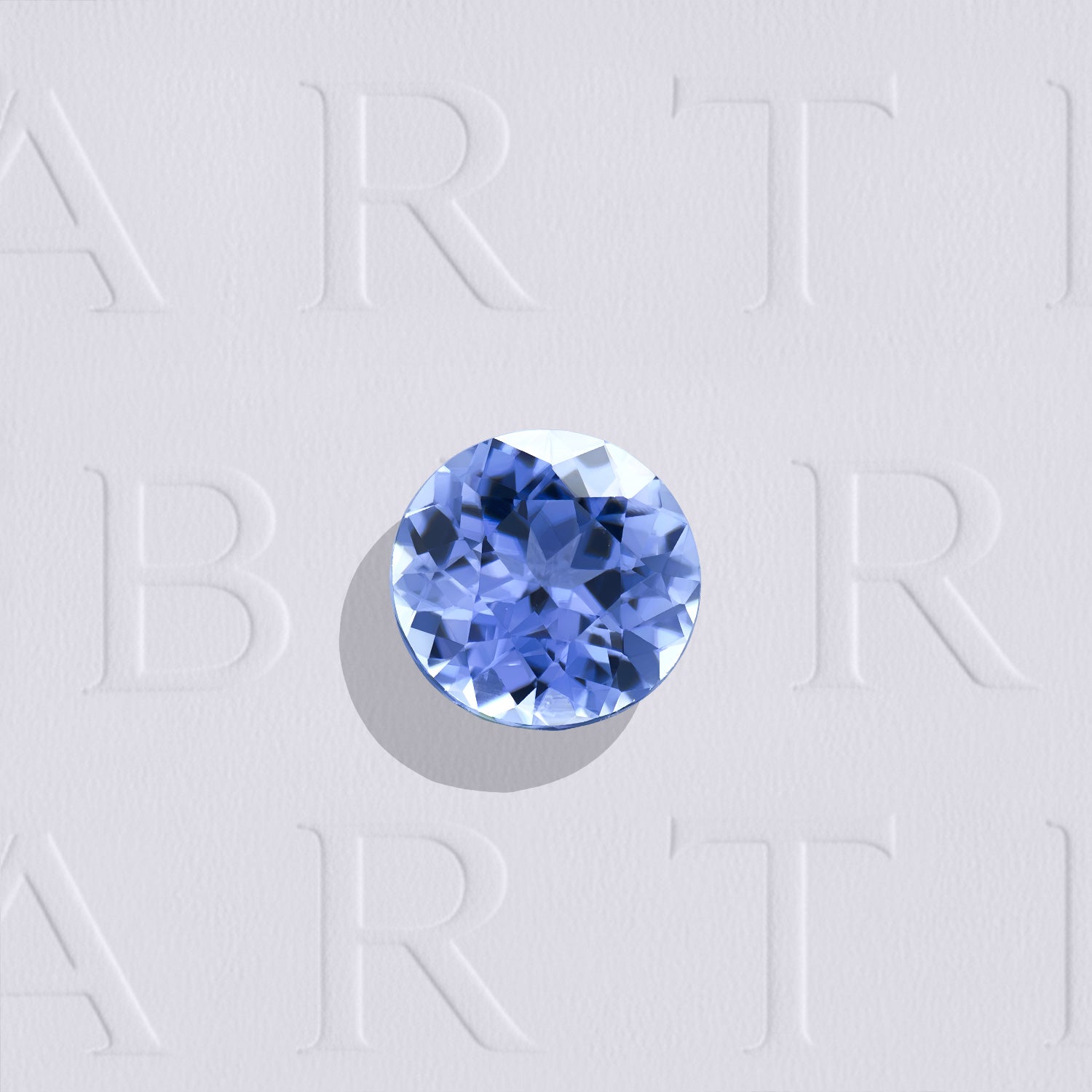 Saphir bleu violet naturel non chauffé 
rond facetté de 0.76 carat, couleur  prononcée, originaire du Sri Lanka