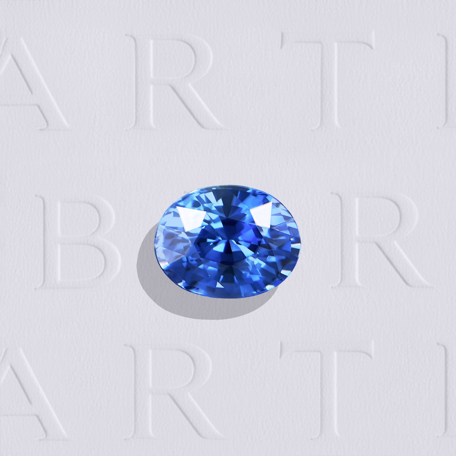 Saphir bleu naturel non chauffé ovale facetté de 0.70 carat, originaire de Ratnapura au Sri Lanka, de couleur bleu soutenu, sans inclusion visible à l'œil nu.