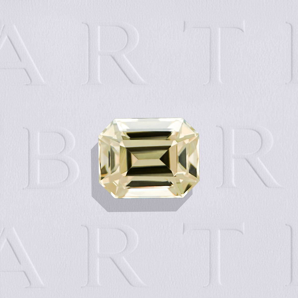 Saphir jaune pastel naturel rectangle à pans coupés facetté de 1.57 carat, originaire de Madagascar, de couleur jaune léger, sans inclusion visible à l’œil nu. Aucun traitement.