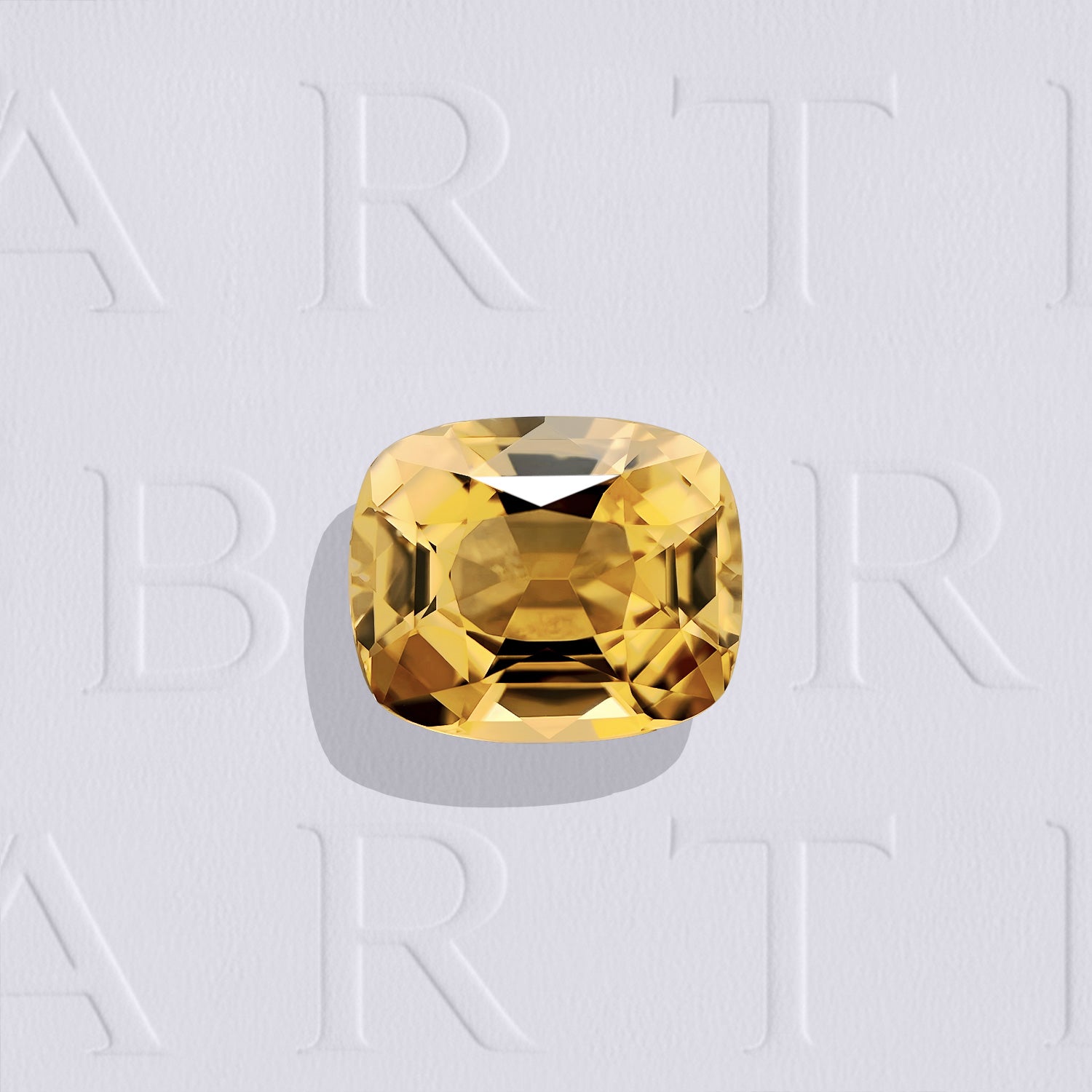 Tourmaline naturelle coussin rectangle facettée de 2.20 carats, originaire de Tanzanie, de couleur jaune-orangé prononcé et légèrement incluse. Aucun traitement.