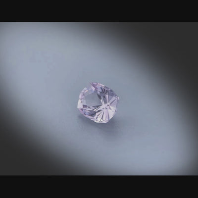 Vidéo Spinelle naturel violet pastel, naturel non traité, taille coussin custom, provenance Tanzanie